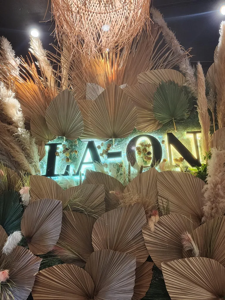 라온스파 LA-ON 간판